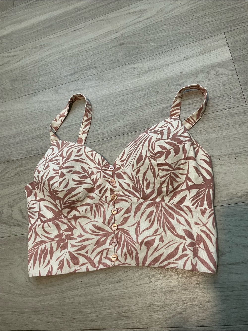 Women’s Pink Leaf Print Button-Front Crop Top